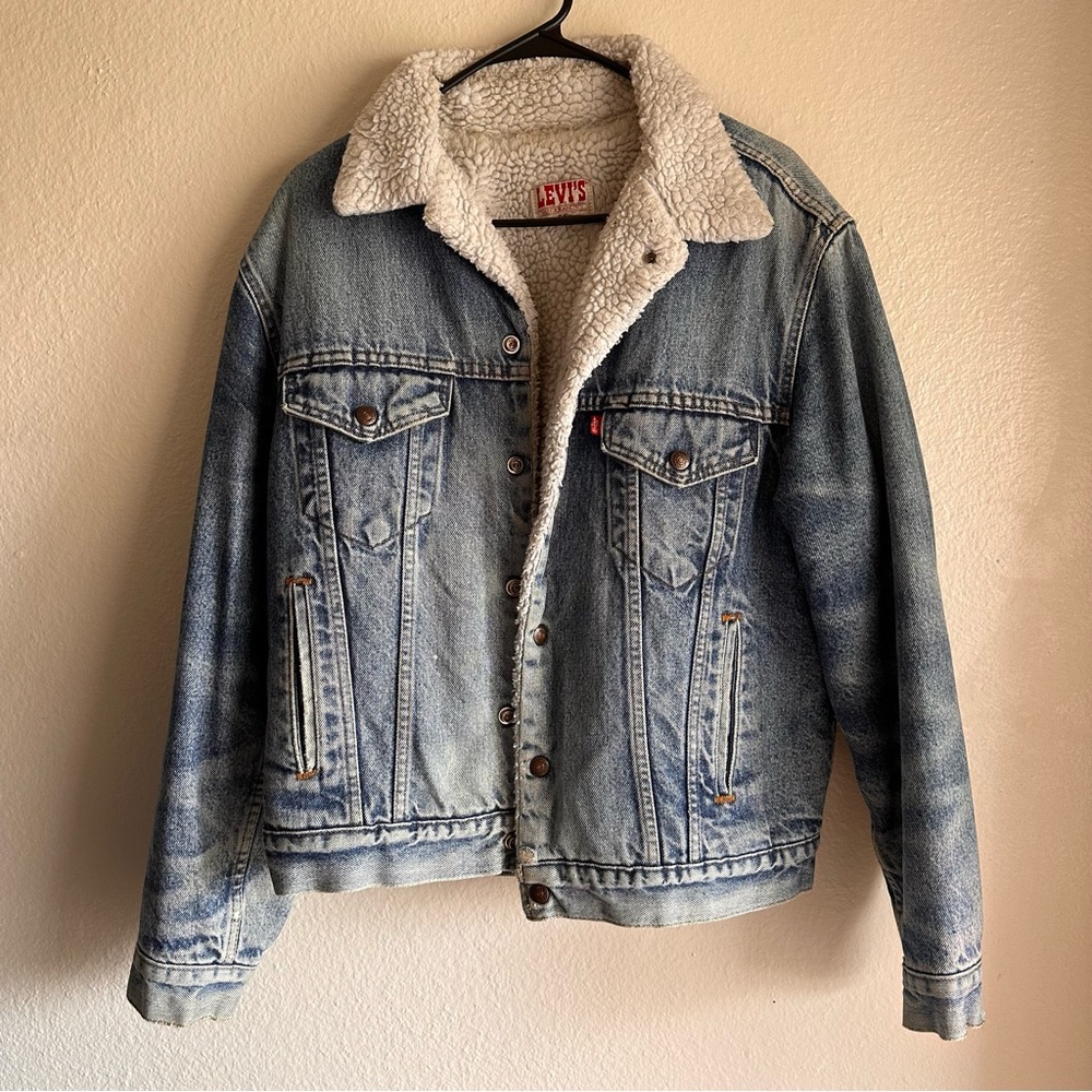 Vintage Levi’s Jean Sherpa Trucker Jacket!